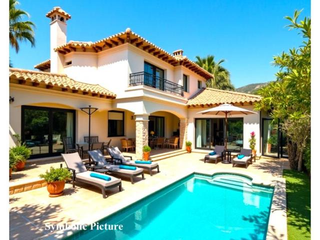 Edificio en venta en El Rosario photo 0