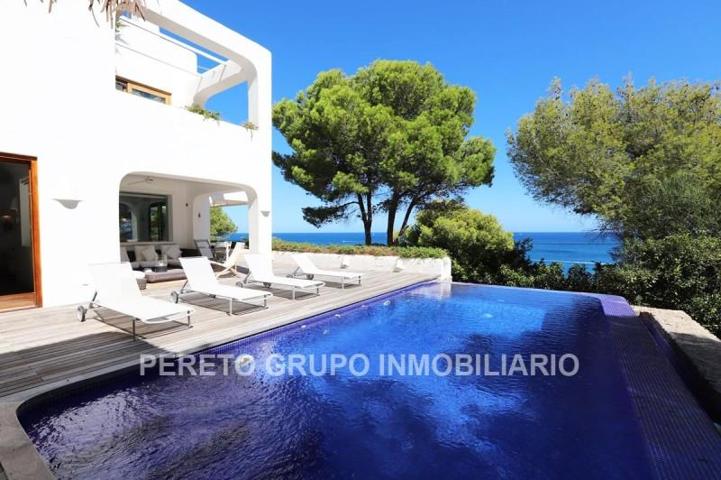 Chalet en venta en Denia, Las Rotas photo 0