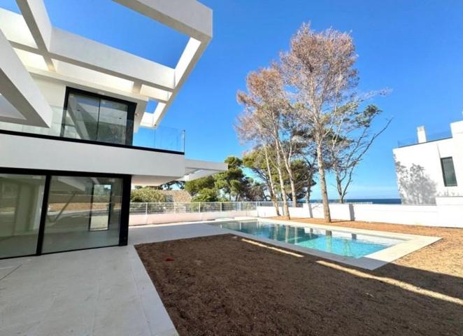 Chalet en venta en Denia, Las Rotas photo 0