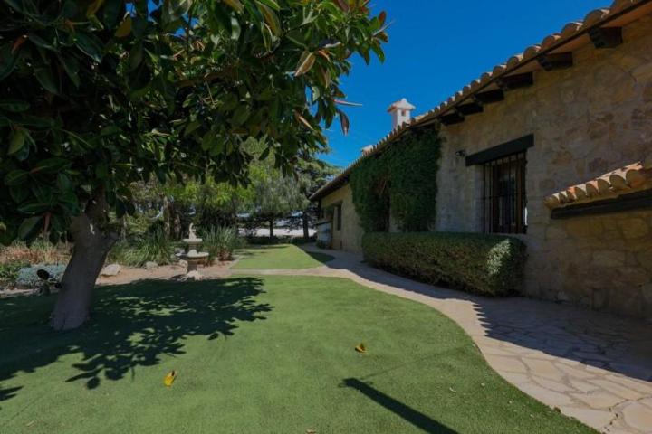 Chalet en venta en Benissa, Benissa photo 0