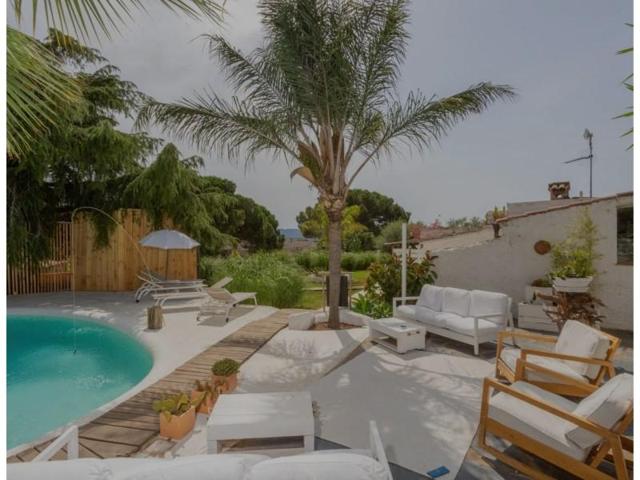 Casa en venta en Mont-ras photo 0