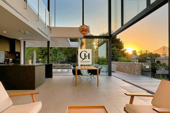 Chalet en venta en Jávea-Xàbia, Arenal photo 0