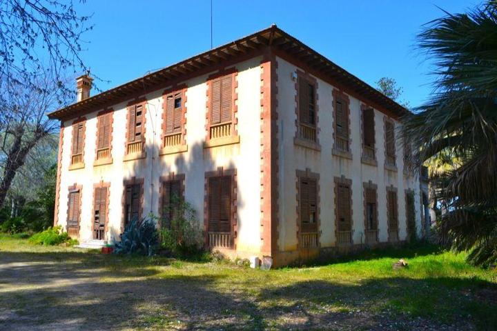 Chalet en venta en Denia photo 0