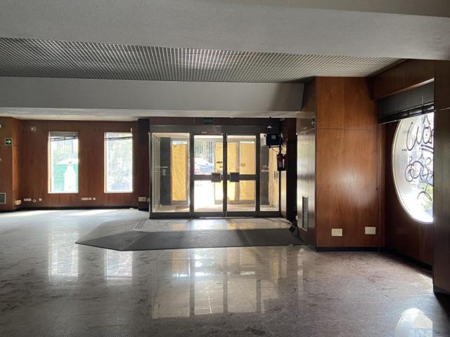 Local comercial en venta en Valladolid, Centro photo 0
