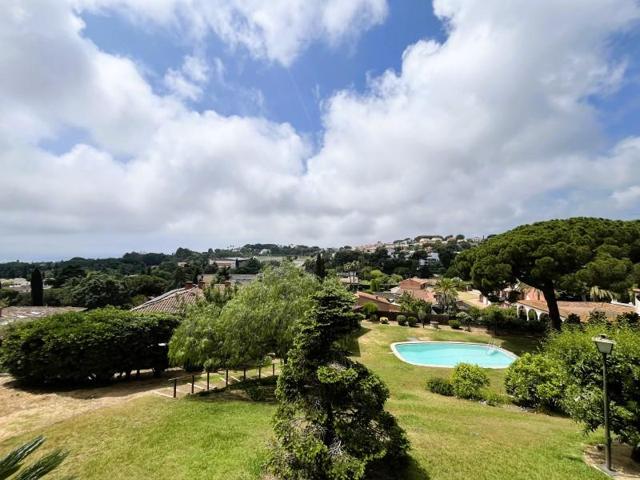 Casa en venta en Sant Andreu de Llavaneres photo 0