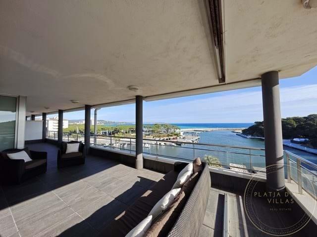 Piso en venta en Castell-Platja d'Aro, Castell-Platja d'Aro photo 0