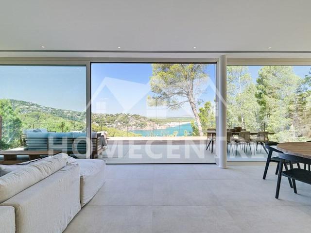 Casa en venta en Begur photo 0