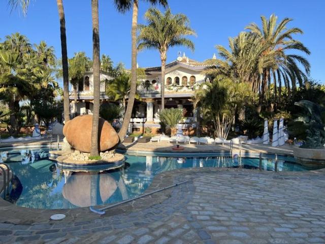 Chalet en venta en Alhaurín el Grande, Alhaurin El Grande photo 0