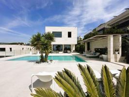 Casa en venta en Sant Vicenç de Montalt photo 0