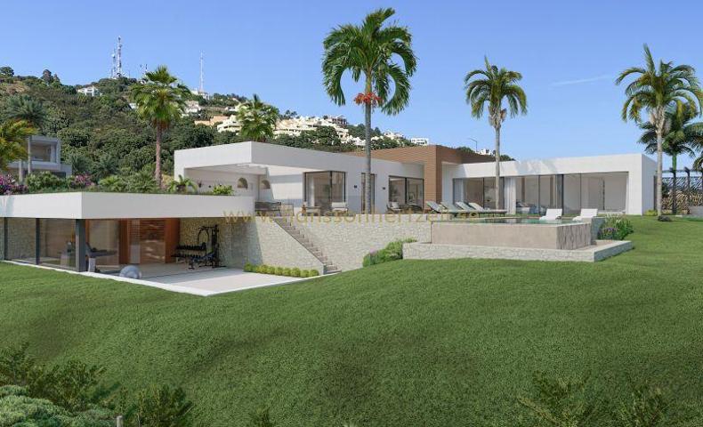 Chalet en venta en Marbella, Los Monteros photo 0