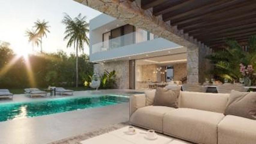 Chalet en venta en Marbella, San Pedro Playa photo 0