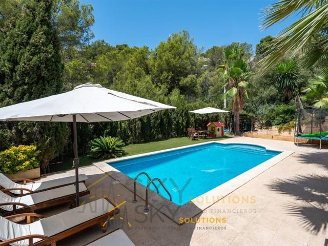 Chalet en venta en Calvia photo 0