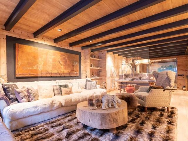 Casa con terreno en venta en Naut Aran photo 0