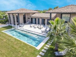 Casa en venta en Navata photo 0