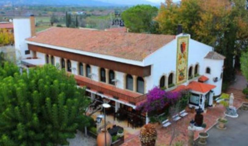 Edificio en venta en Valls, Valls photo 0