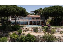 Casa en venta en Cabrils photo 0