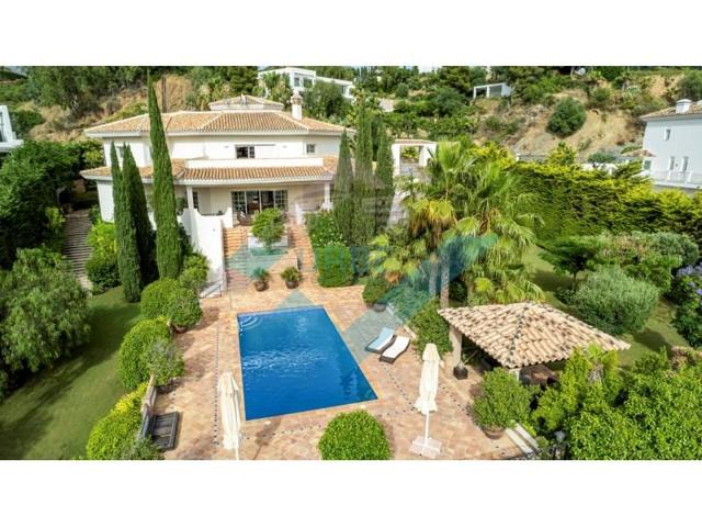 Chalet en venta en Benahavís photo 0