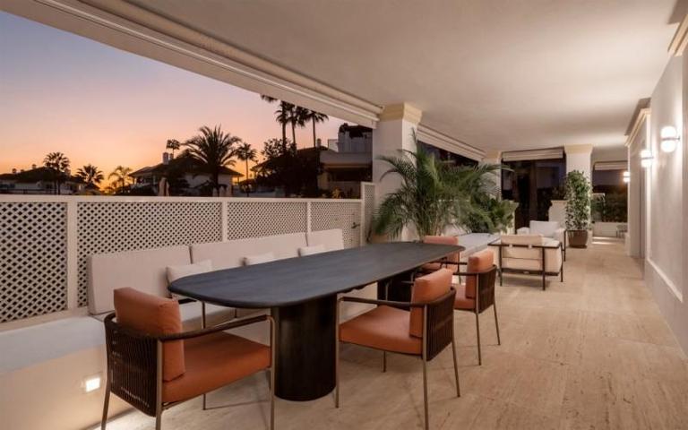 Apartamento en venta en Marbella, Marbella photo 0