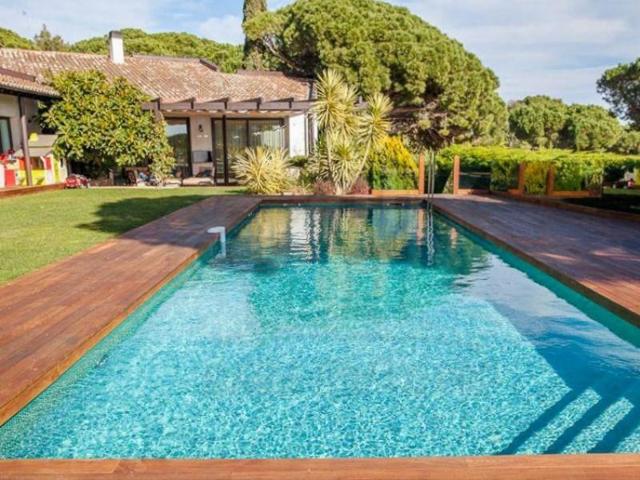 Chalet en venta en Calonge, Treumal photo 0