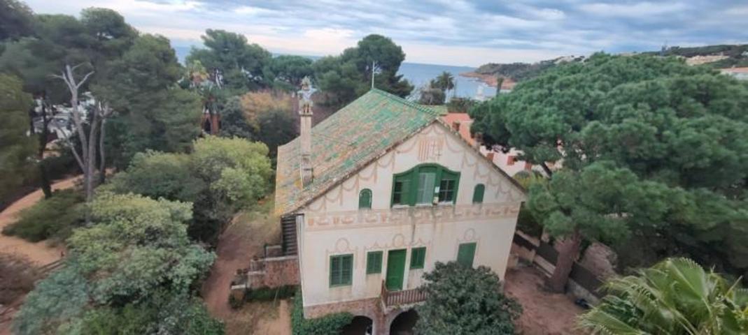Chalet en venta en Sant Feliu de Guíxols, Sant Feliu de Guíxols photo 0