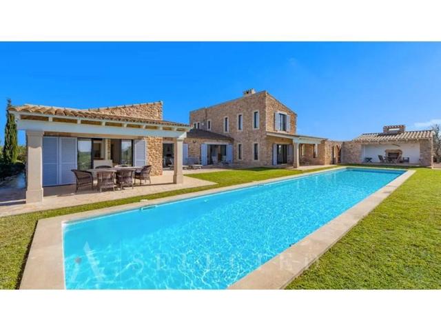 Chalet en venta en Ses Salines photo 0