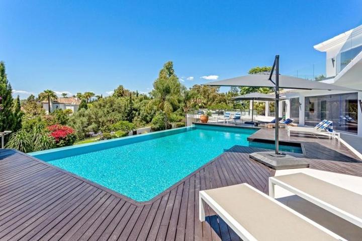 Chalet en venta en Marbella, Marbella photo 0