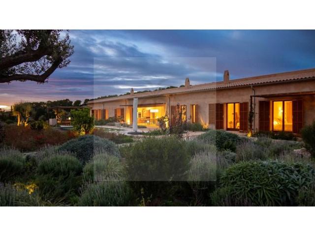 Casa con terreno en venta en Llucmajor photo 0