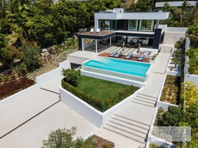 Chalet en venta en Andratx photo 0