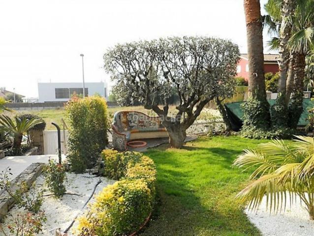 Casa en venta en Alella, Can Teixido photo 0