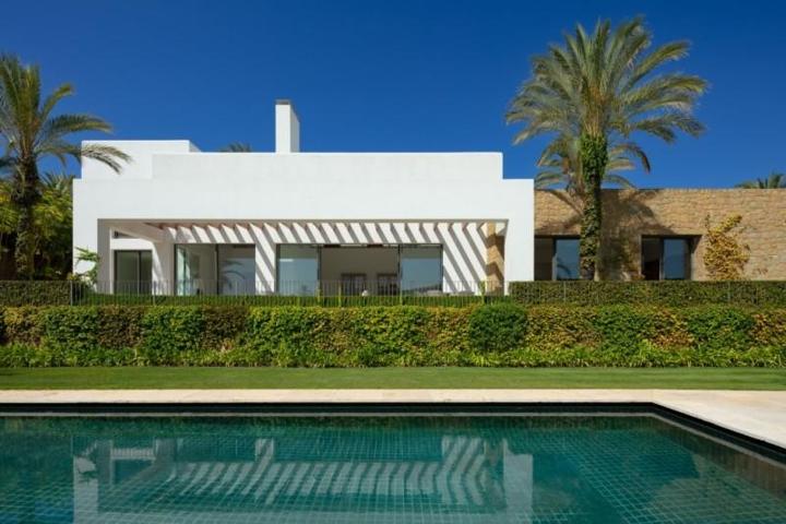 Chalet en venta en Casares, Casares photo 0