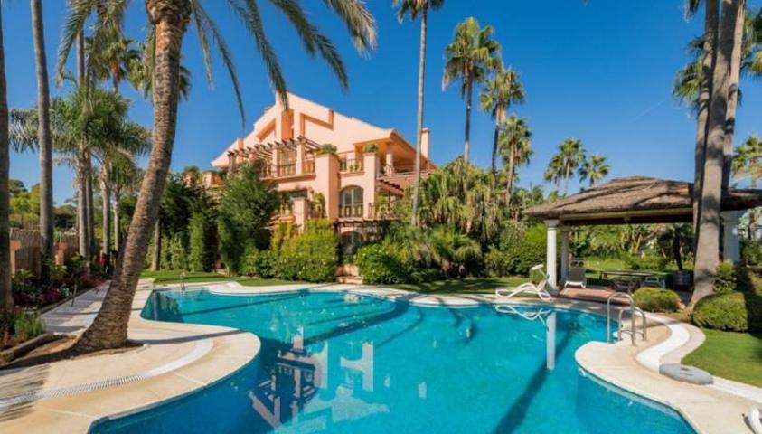 Duplex en venta en Marbella, Puerto - Puerto Banús photo 0