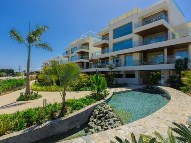 Aticos en venta en Marbella, Milla de Oro photo 0