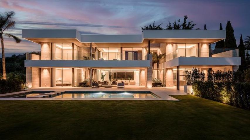 Chalet en venta en Benahavís, Benahavis photo 0