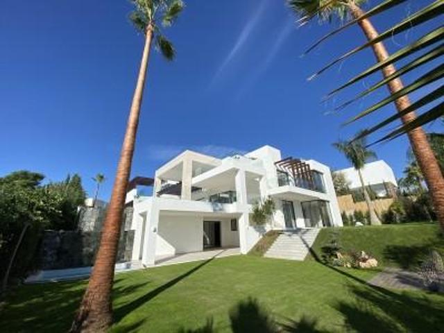 Chalet en venta en Benahavís, Los Flamingos photo 0