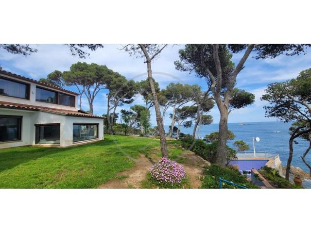 Chalet en venta en Palamós photo 0