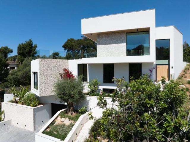 Chalet en venta en Calvia photo 0