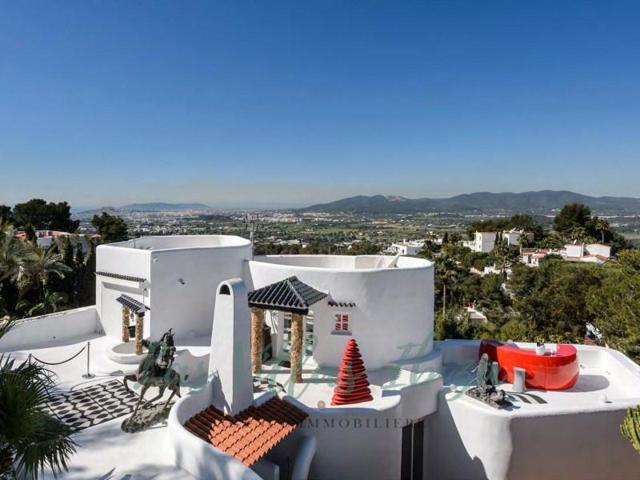 Chalet en venta en Santa Eulalia Del Rio photo 0