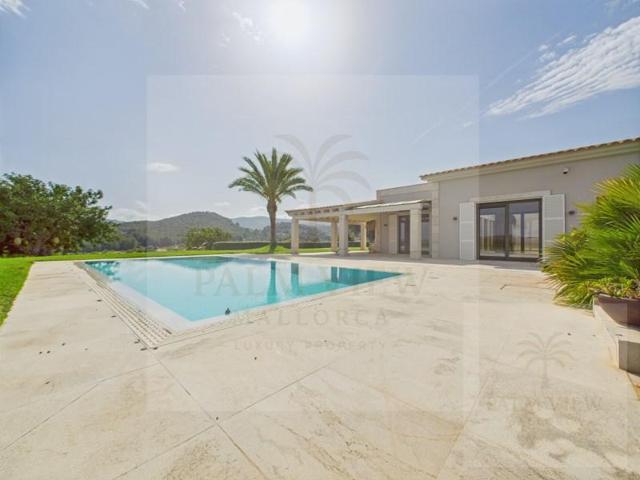 Casa con terreno en venta en Calvia photo 0