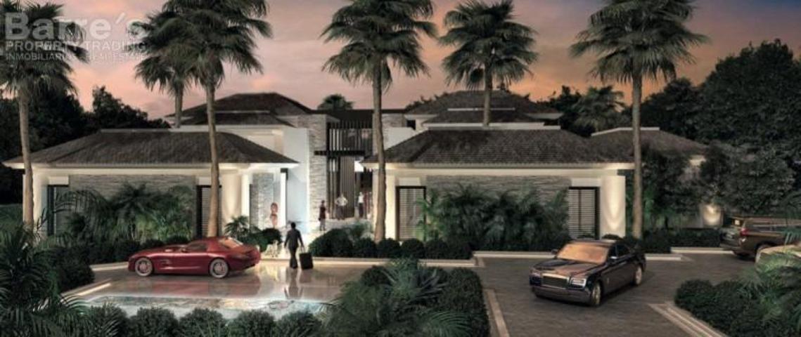 Casa con terreno en venta en Marbella, Nueva Andalucia - Atalaya De Rio Verde photo 0