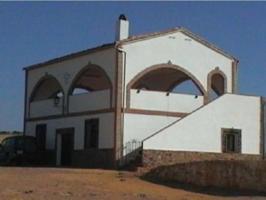 Chalet en venta en Hinojares photo 0