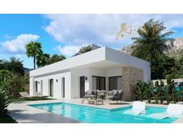 Chalet en venta en Finestrat photo 0