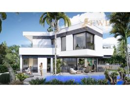 Chalet en venta en Benidorm photo 0