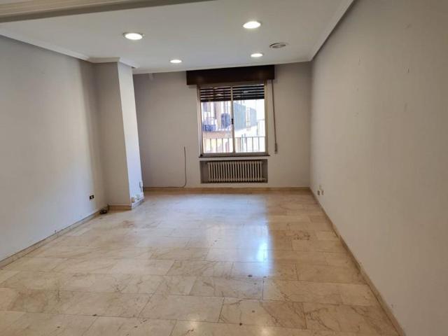 Oficina en alquiler en Salamanca, Centro photo 0