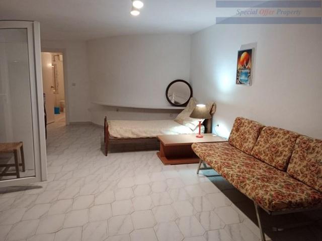 Estudio en alquiler en Denia photo 0