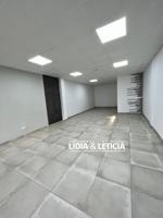 Local comercial en alquiler en Alcalá de Guadaira, Santa Lucia photo 0