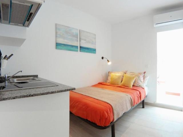 Estudio en alquiler en Madrid, Usera - Pradolongo photo 0