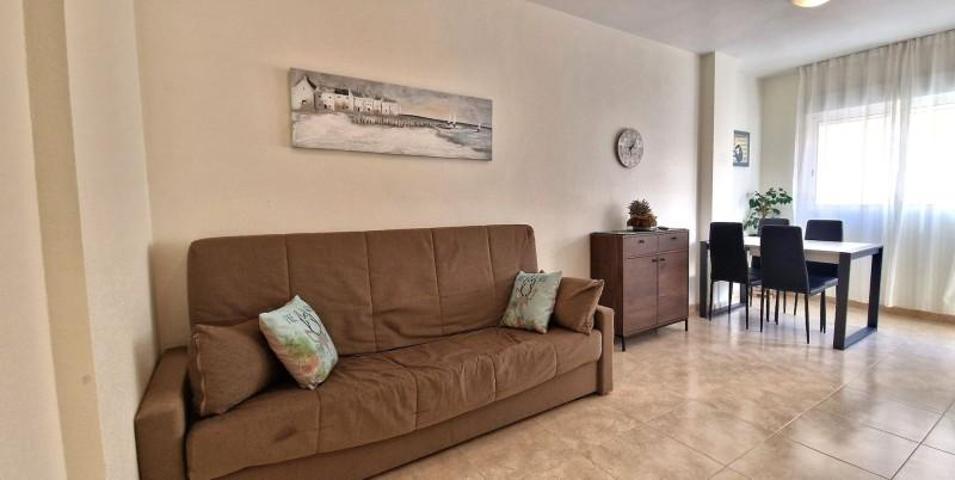 Apartamento en alquiler en Torrevieja photo 0