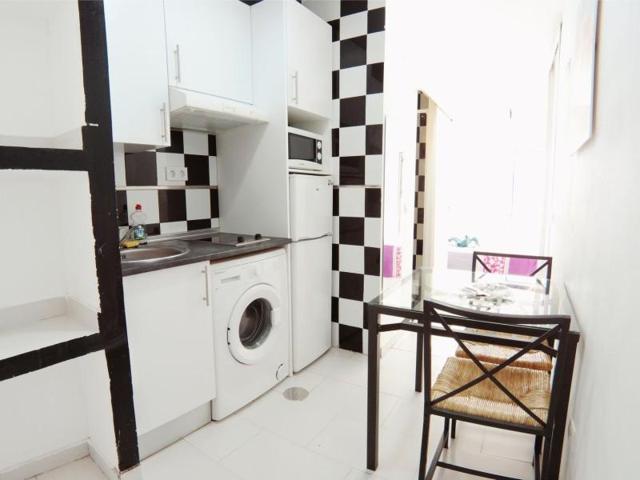Estudio en alquiler en Madrid, Latina - Puerta del Angel photo 0