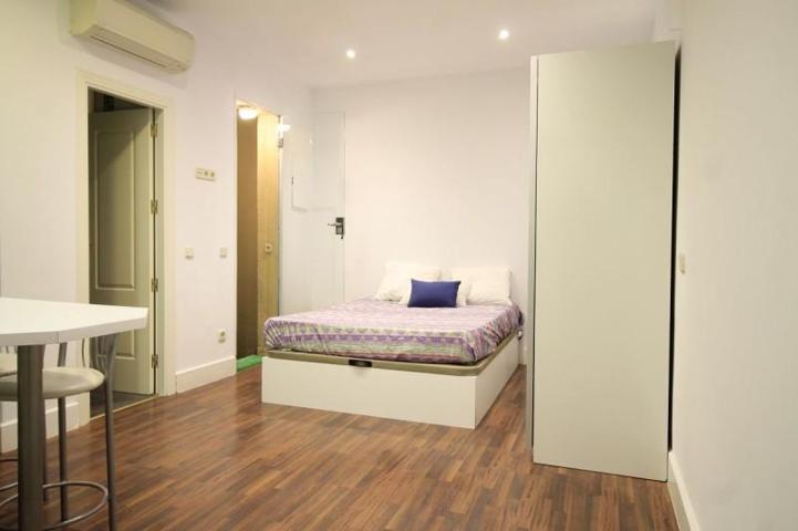 Estudio en alquiler en Madrid, Salamanca - Goya photo 0
