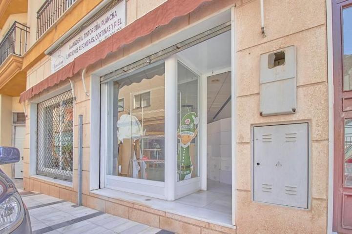 Local comercial en alquiler en Olula del Río, Olula del Río photo 0